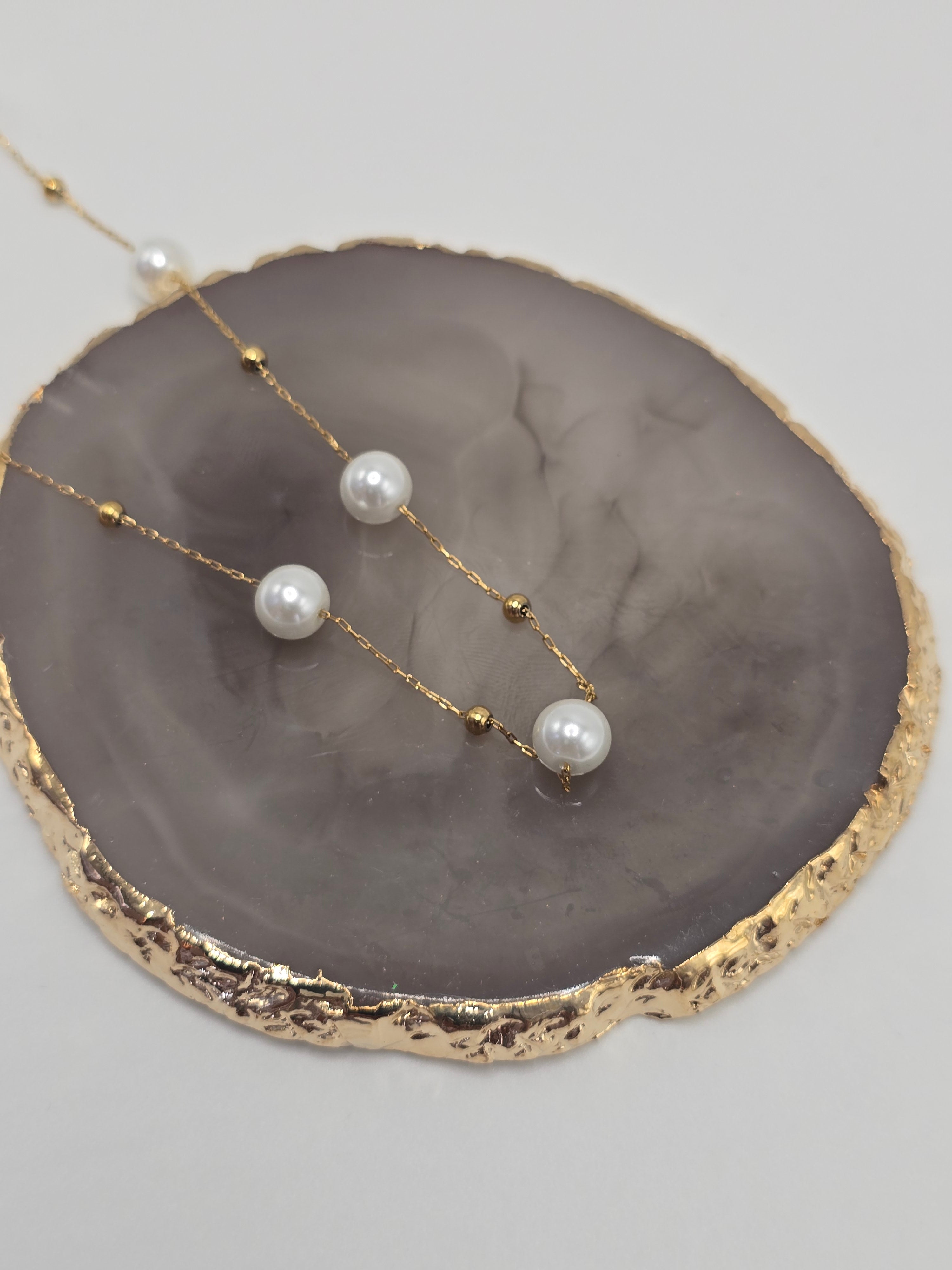 Pearl Necklace
